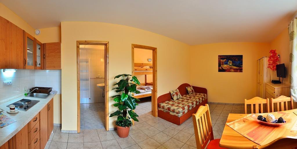 Vila Horal Liptovsky Mikulas Room photo